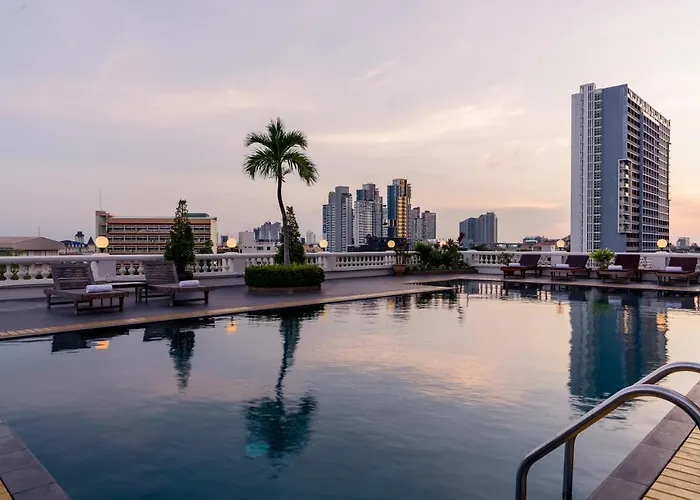 Niran Grand Hotel
